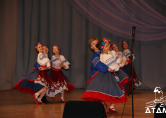 Праздничный концерт, посвященный Международному женскому дню, для жителей Пролетарского района